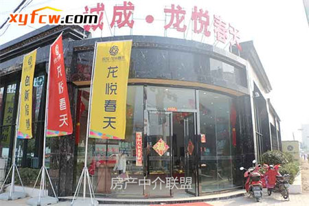 如意花园套三带大露台，，，，，精装修